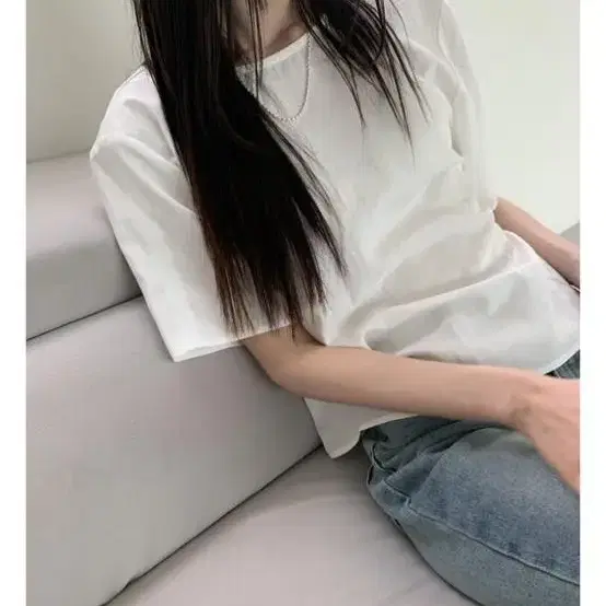 에테블루 백포인트 블라우스 Back point blouse