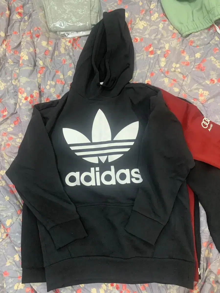 Adidas Overfit Hoodie