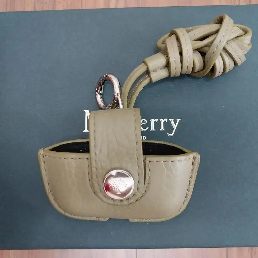 멀버리 에어팟 케이스Mulberry AirPod case