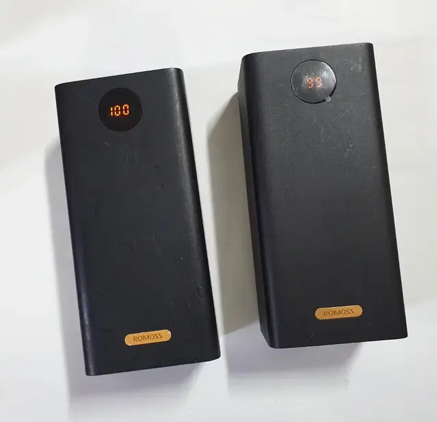 ROMOSS 로모스  대용량 보조배터리 고속충전기 60000mAh 중고