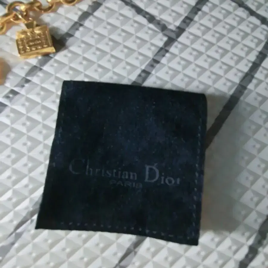 Dior 팔찌