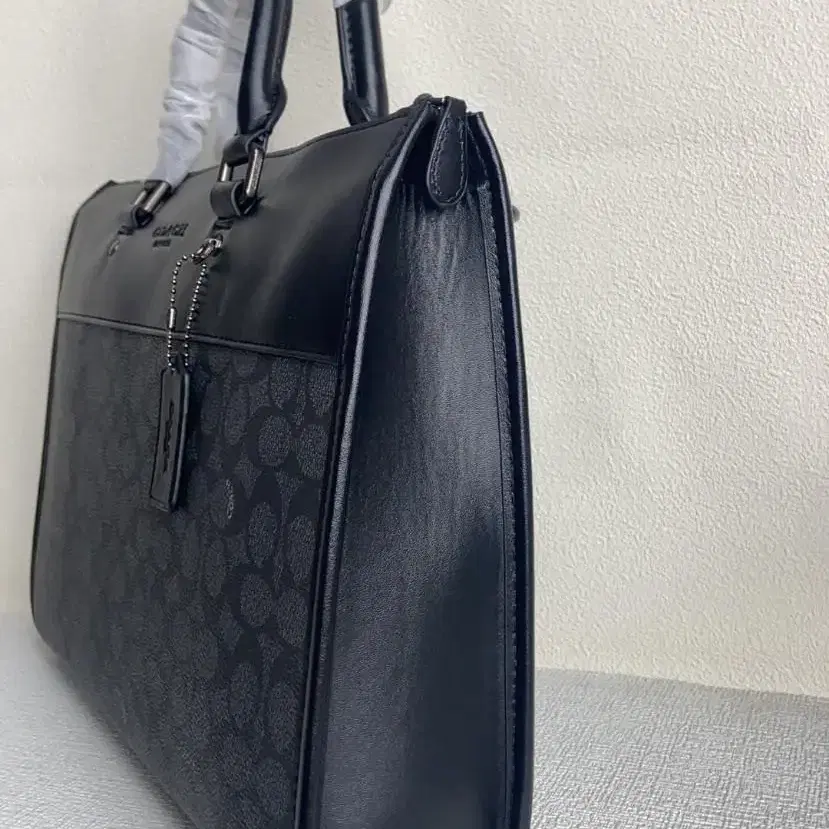 coach C2682GOTHAM 폴리오 인 시그니처 서류, 비즈니스백