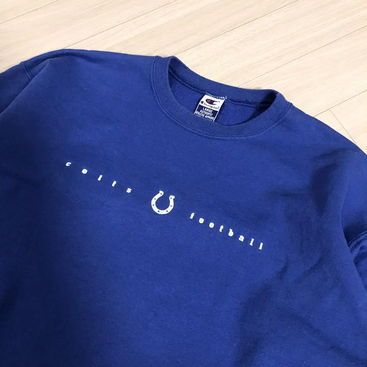 Champion vintage sweat shirts. L