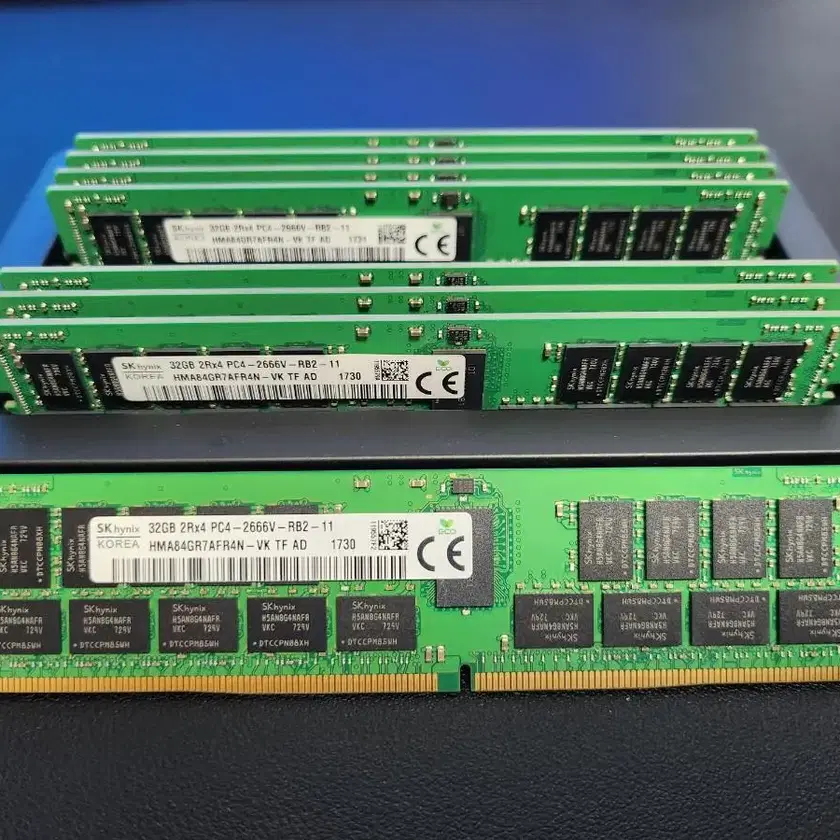 570981_6