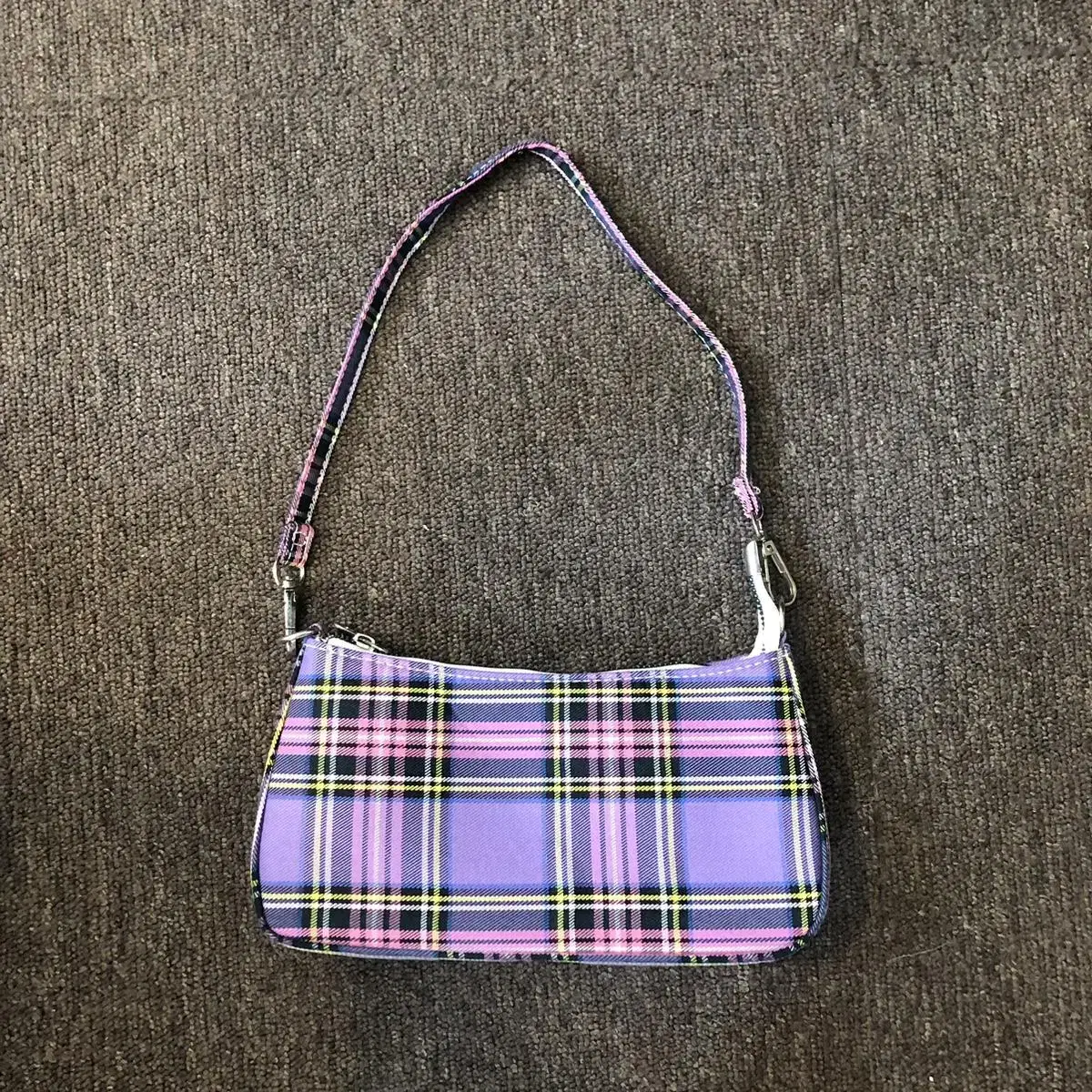 Vintage purple night check bag