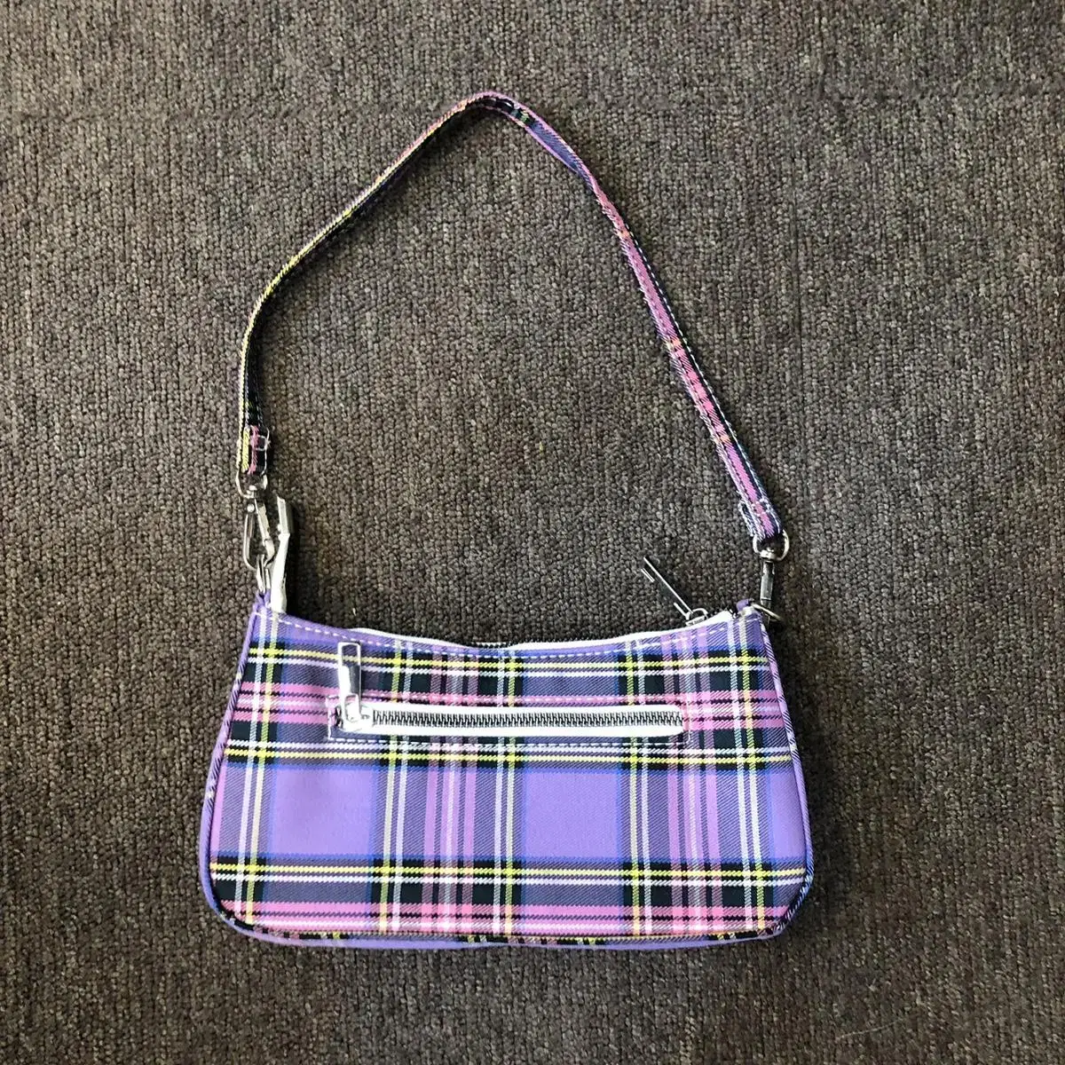 Vintage purple night check bag