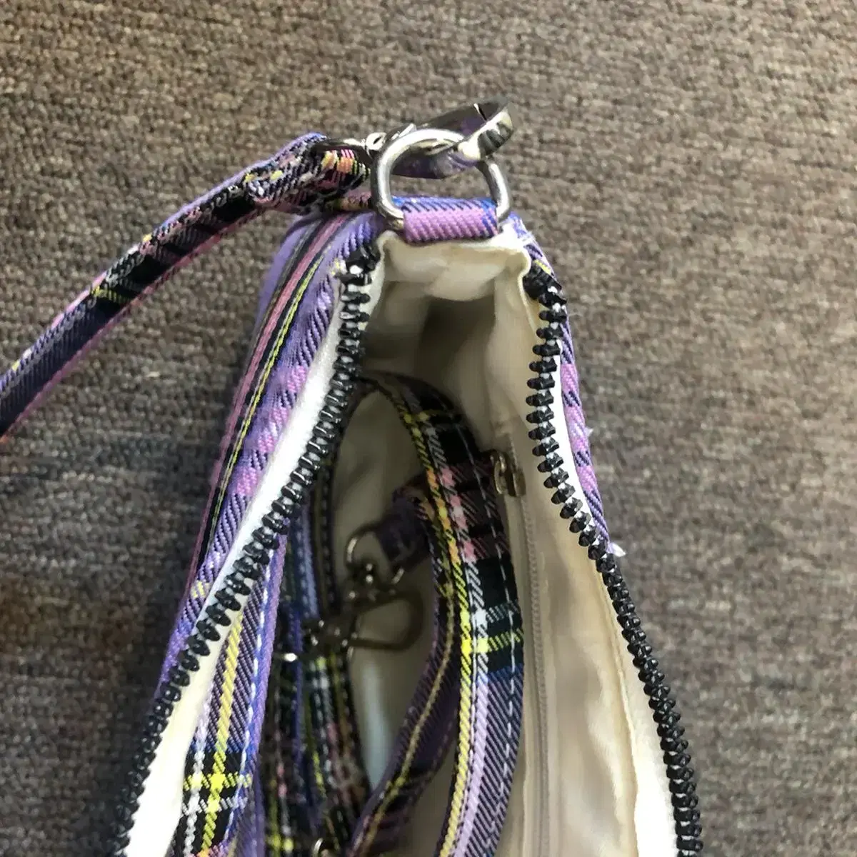 Vintage purple night check bag