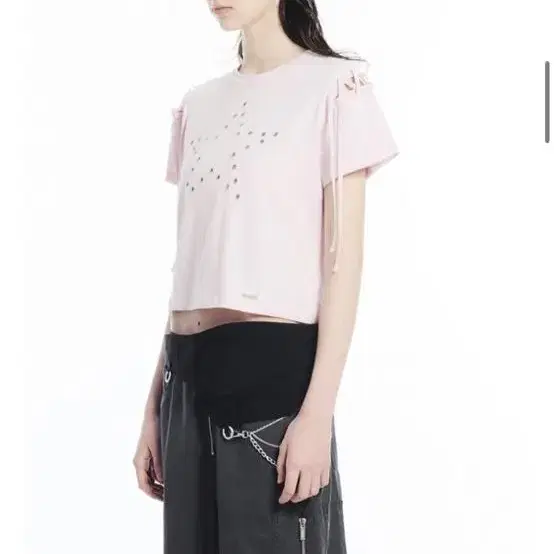 cerric 세릭 EYELET STAR HALF TOP / PINK