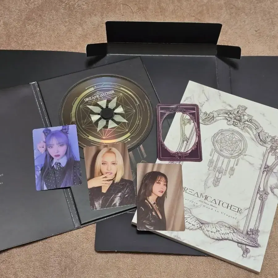 드림캐쳐 6집 포카 /친필싸인dreamcatcher 6th album