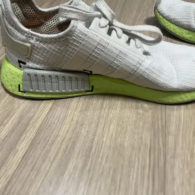 아디다스 nmd r1 270