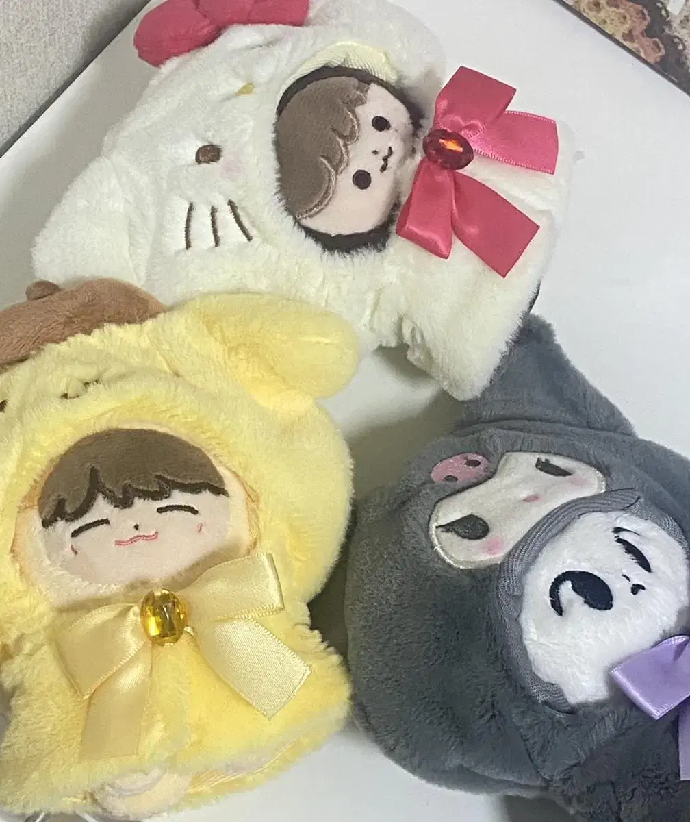 San Rio 10cm doll Wts of clothes