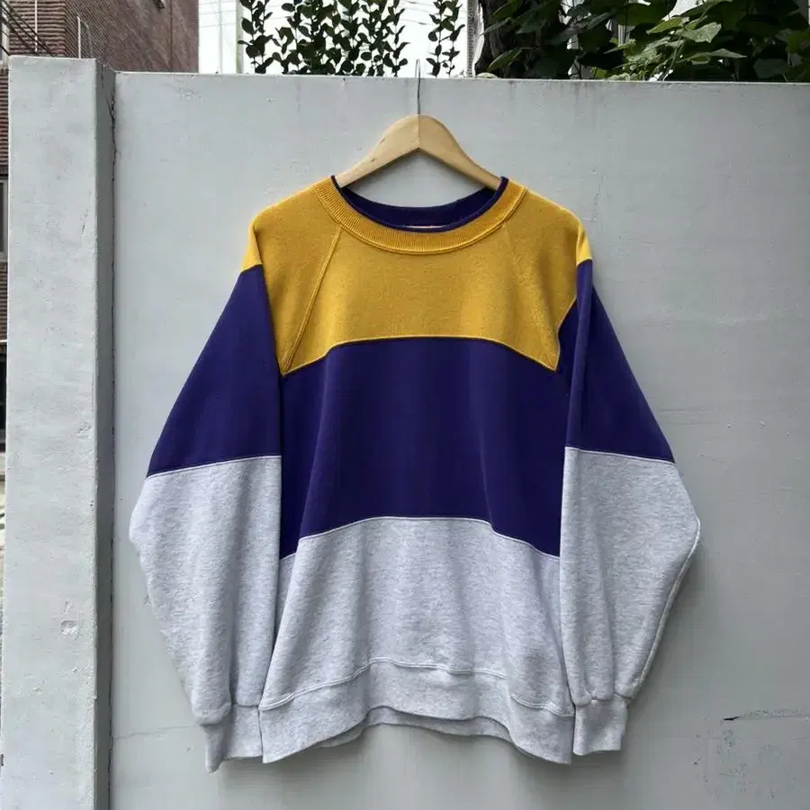 90s NUTMEG USA 3-TONE PLAIN SWEATSHIRT