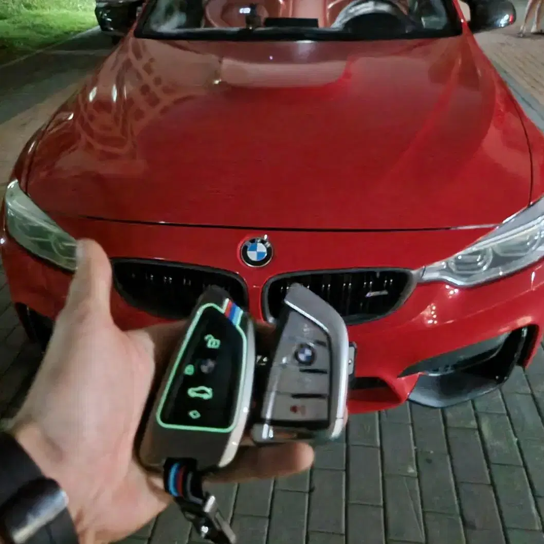 BMW 수입차 자동차키 최신형 스마트키 스타일로 완성