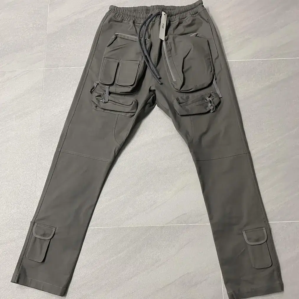 [M]  파아카이브 3D POCKET SLIM CARGO_GREY