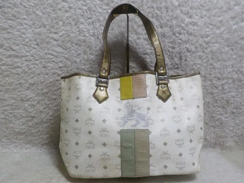 LEW Luck Guess MCM Bicetos Shopper Bag White Shoulder Bag Used Bag