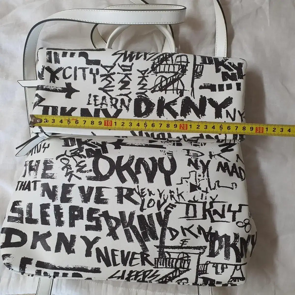 DKNY 여성 백팩