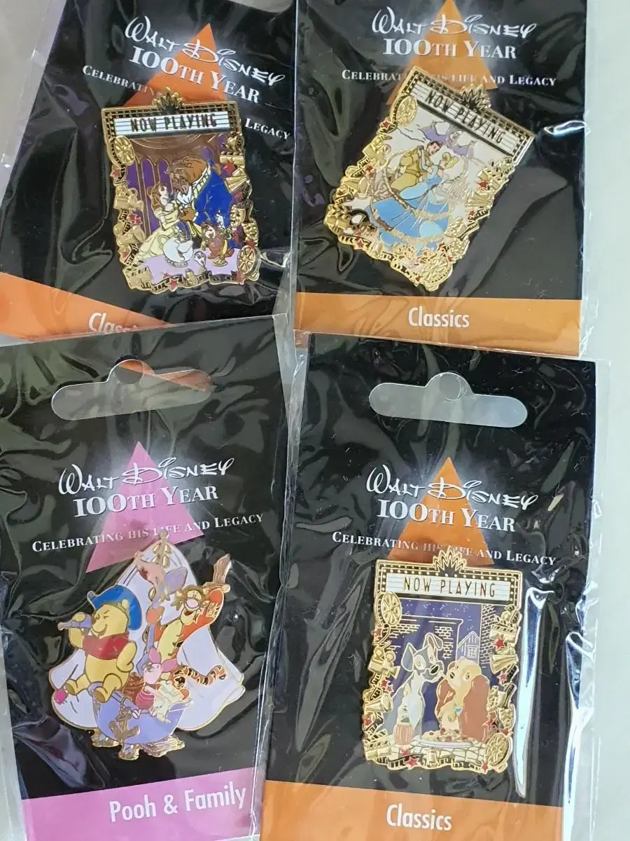 Sell Disney pin badges