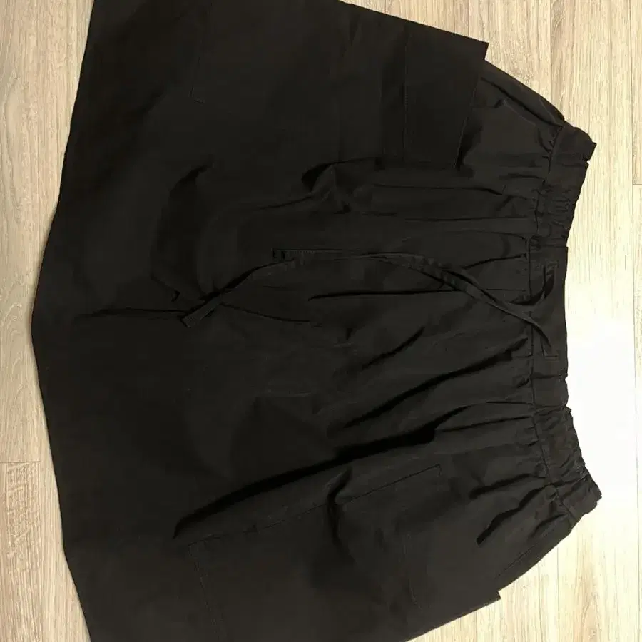 낫띵리튼 casali flared skirt black