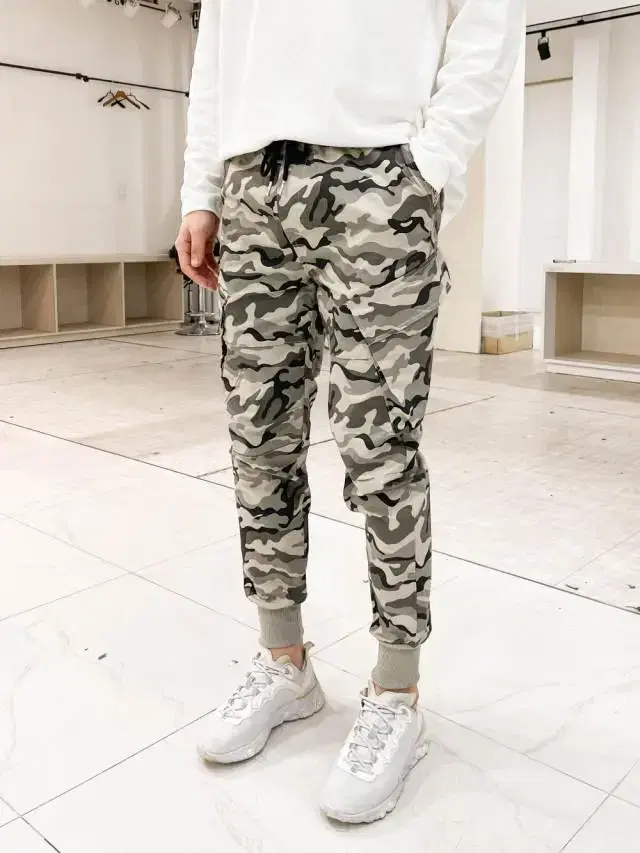 Free shipping Military slant pockets Men's banded pants Men's cargo pants Men's jogger pants Spandex pants