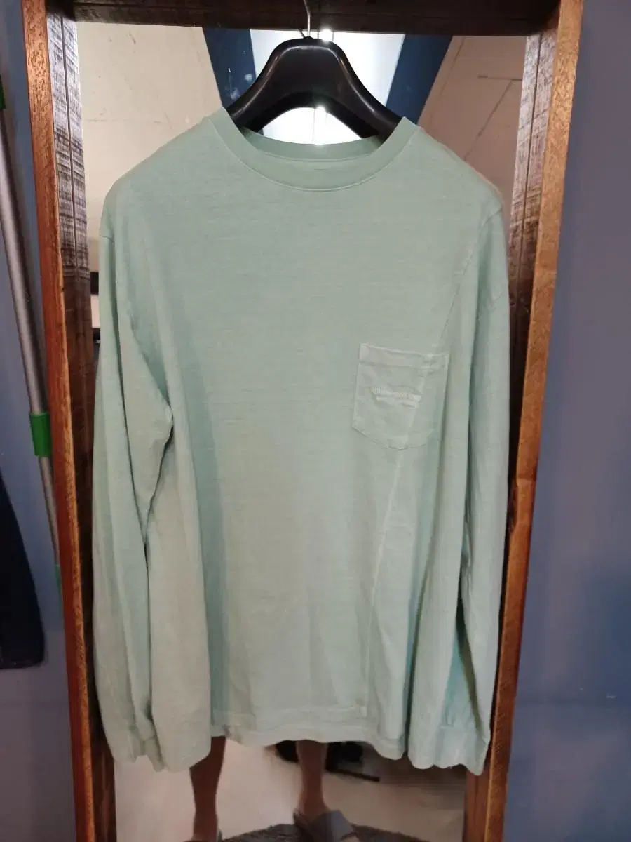 This Is Never Never That Diagonal Cut Long Sleeve Mint L