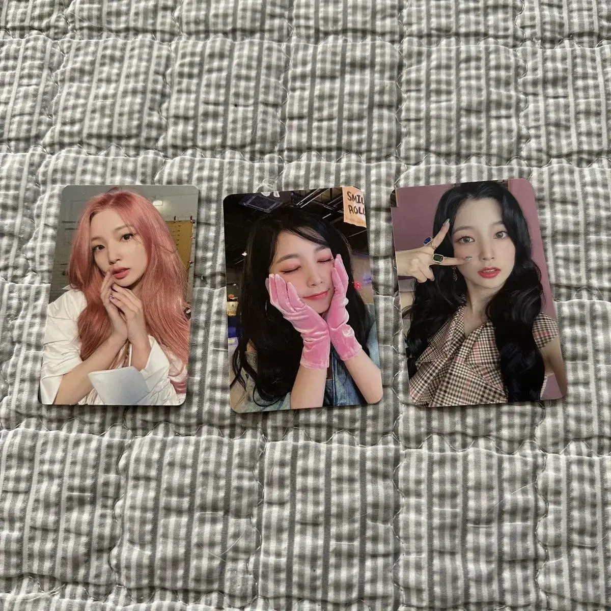 Rocket Punch Photocard