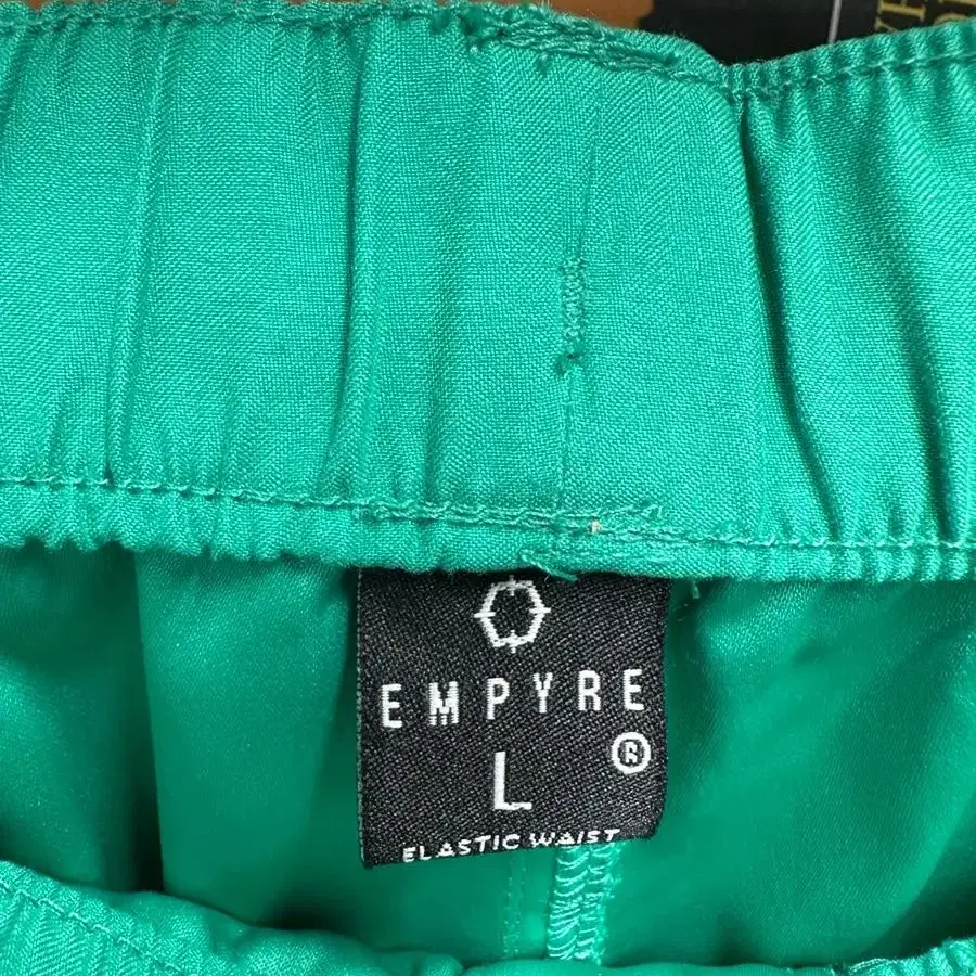 EMPYRE SHORTS