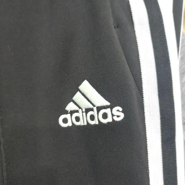 adidas 아디다스 클래식 삼선  트랙팬츠(검흰)