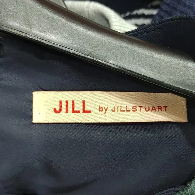 JILL by JILLSTUART 질바이 질스튜어트 모직 민소매원피스