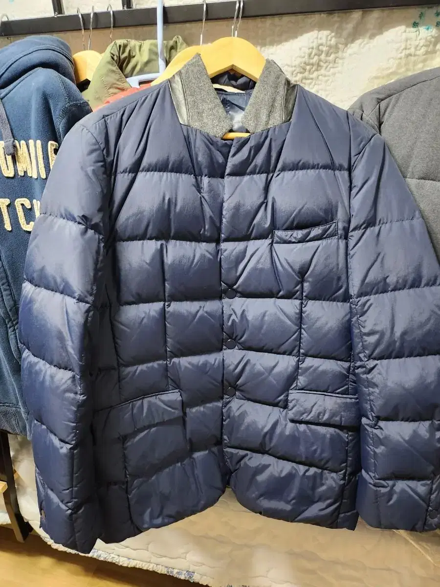 Bone Padded Jacket Navy / 105