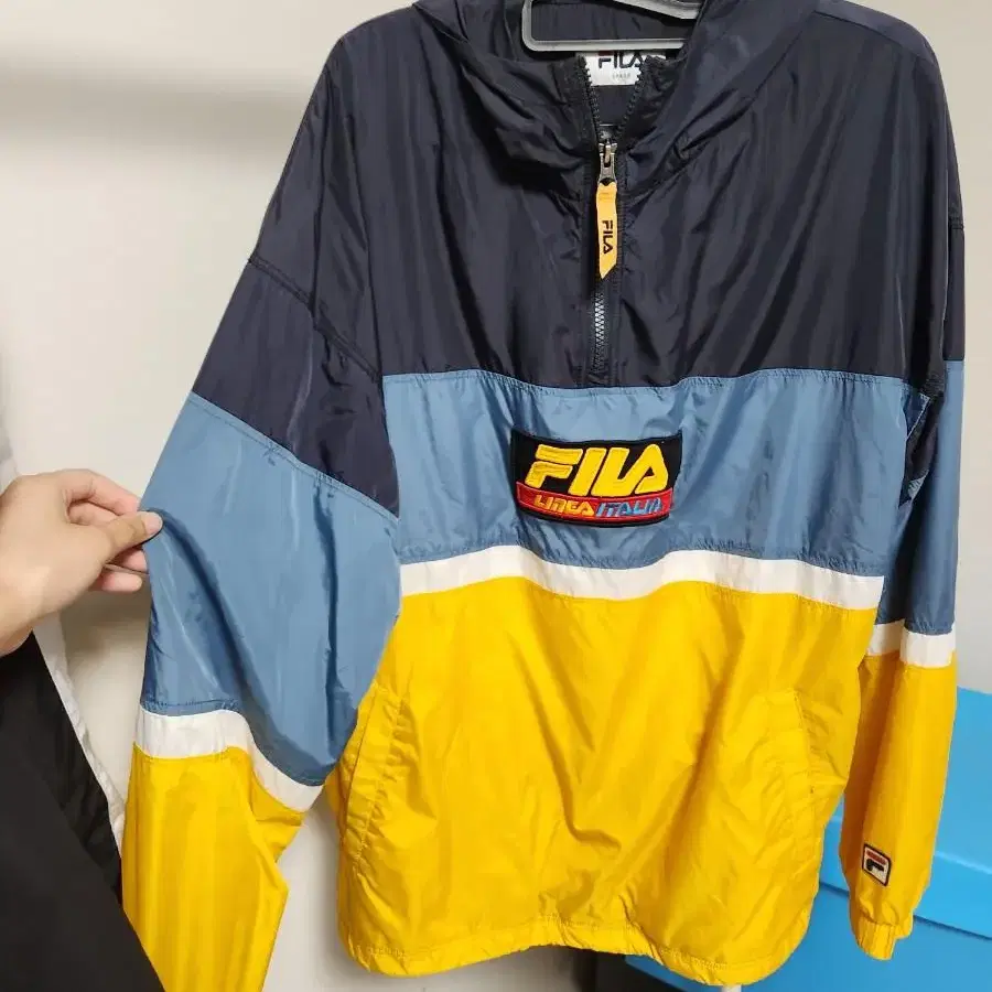 휠라 필라 fila  스포티 웜업 바람막이 최종가격 급처