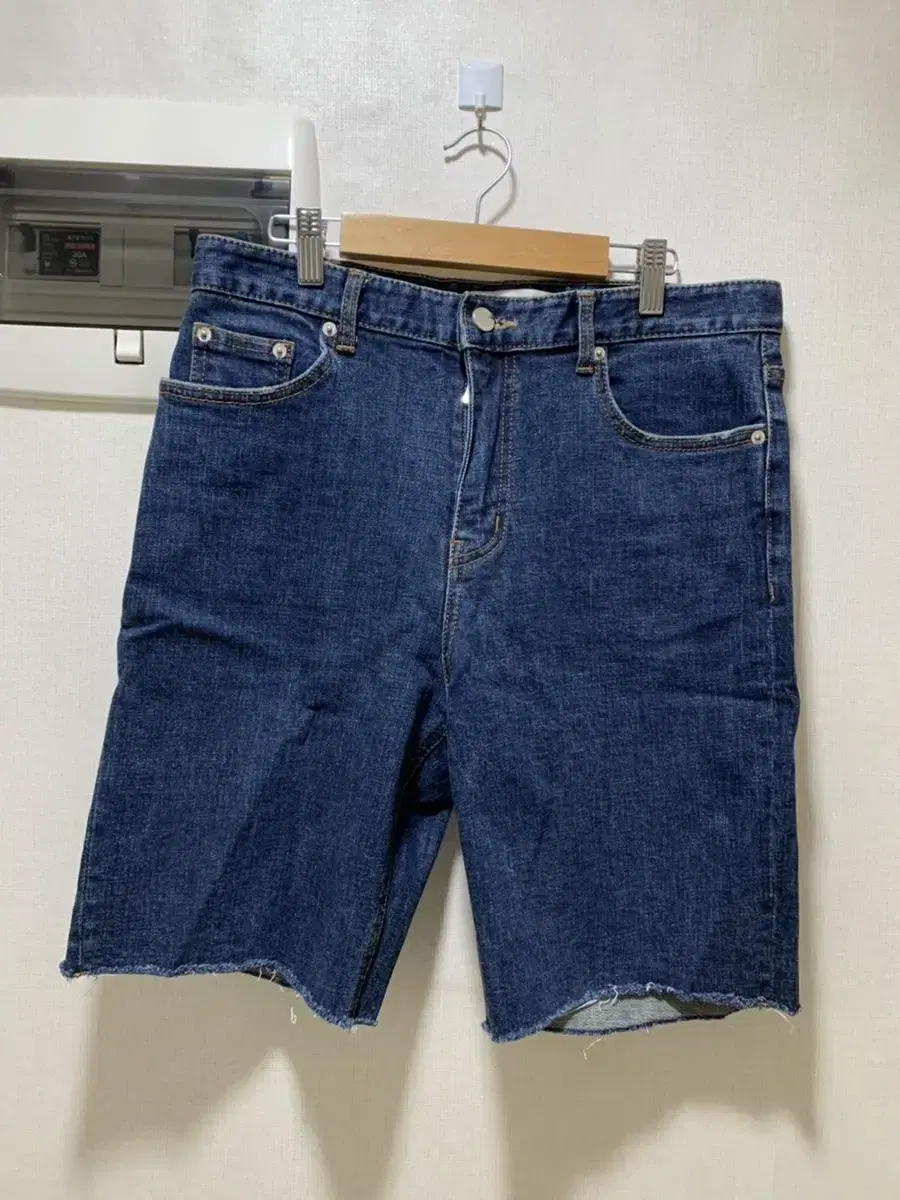 Phatalism Slim Shorts Size 46 Sell(Price Drop)