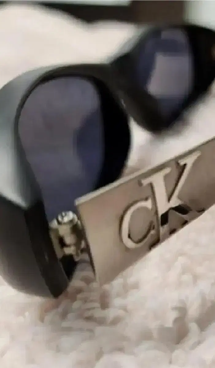 CK."Kelvin Klein" Sunglasses(Black)Half-priced Delivery Available