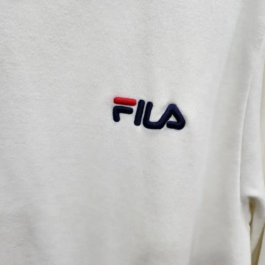 (105,XL,세탁완료) FILA 휠라 맨투맨 !! 심플하고 이쁜디자인