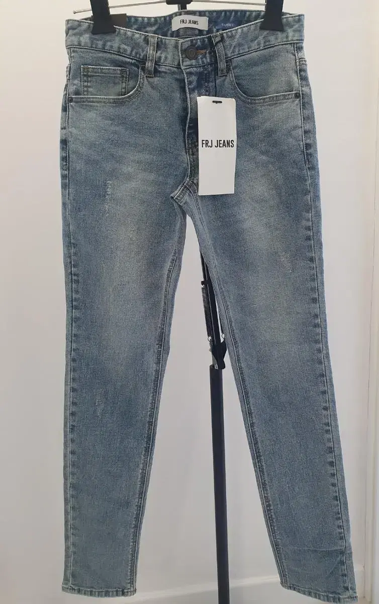 새상품 청바지 FRJ Jeans(TAPERED PANTS)테이퍼드 의류