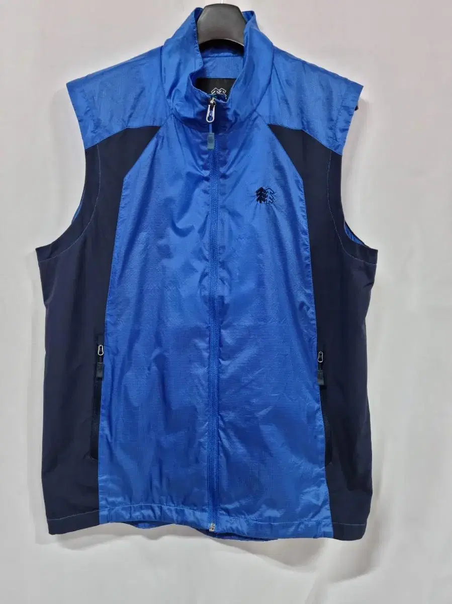 Men's Windbreaker 100