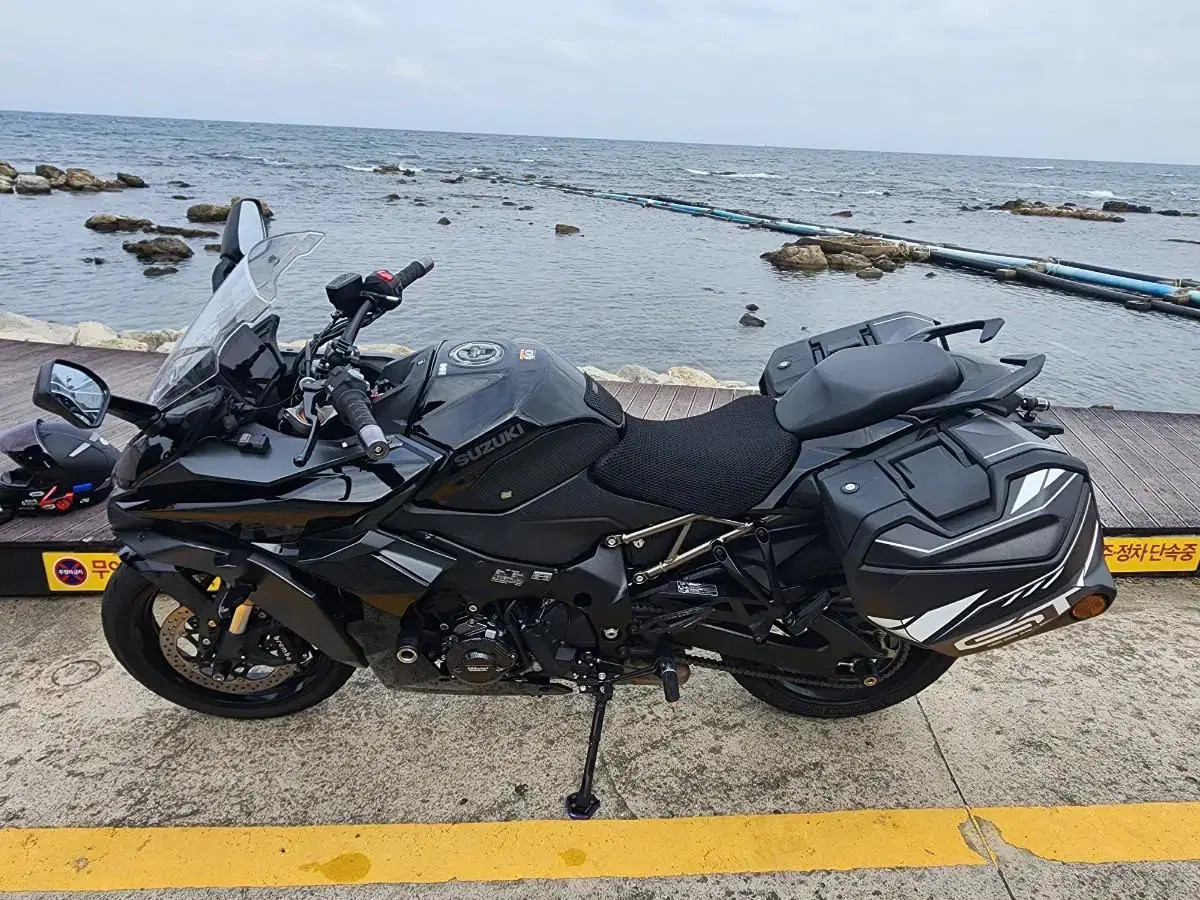 스즈키 s1000gt