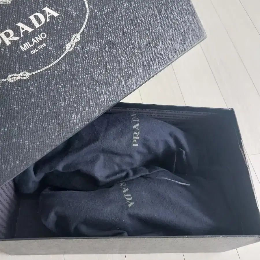 프라다 PRADA 더비 구두