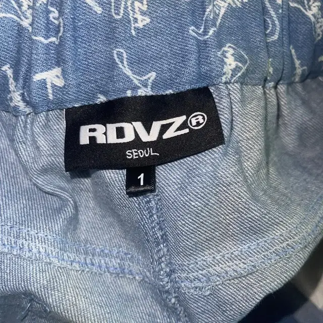 RDVZ 반바지