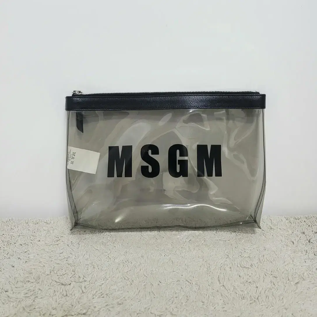 MSGM PVC 클러치백