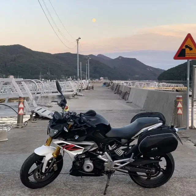 BMW G310R 18년식 12xxxkm