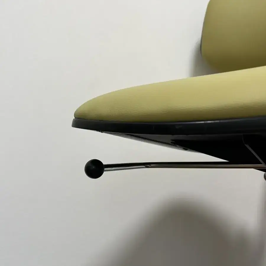 Fritz hansen kevi chair 프리츠한센 케비체어