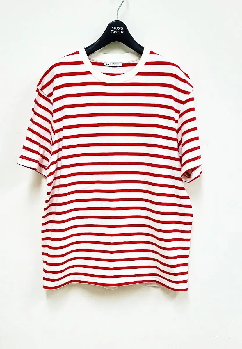 ZARA Short-sleeved T-shirt 105