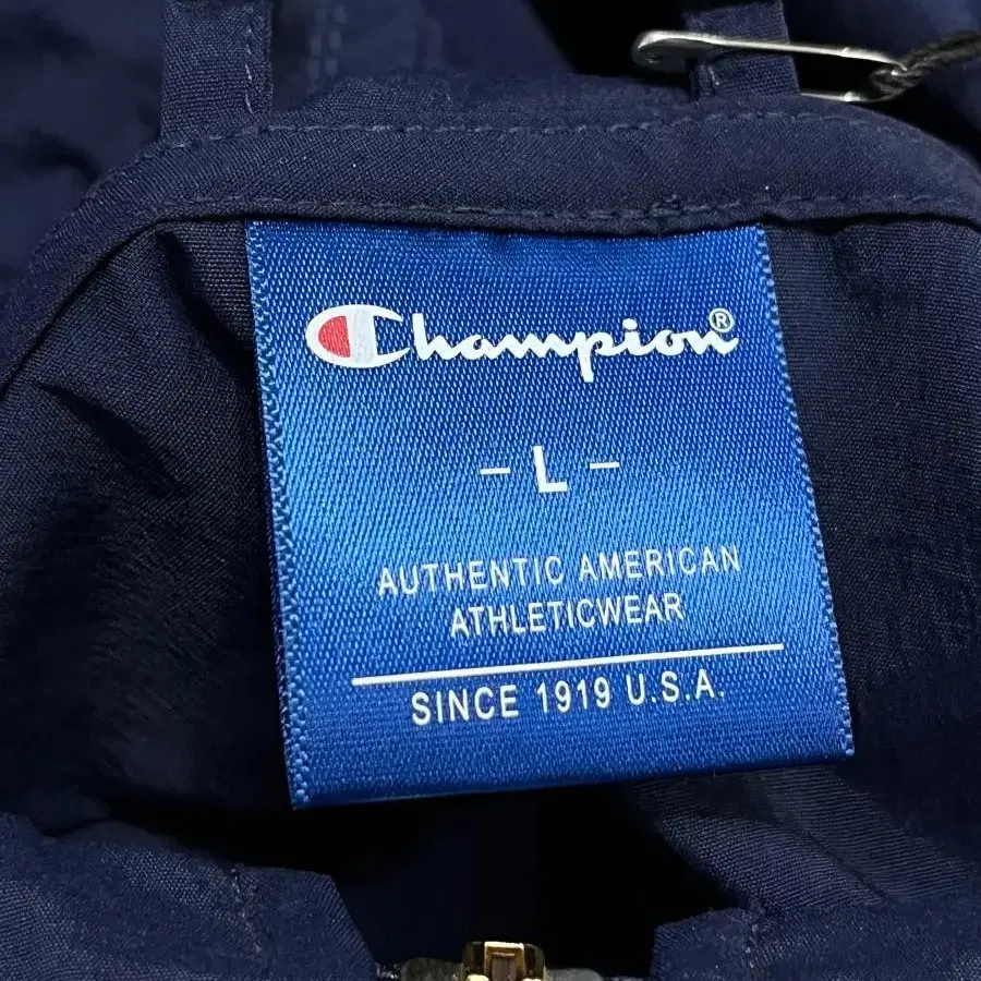 CHAMPION 챔피온 아노락