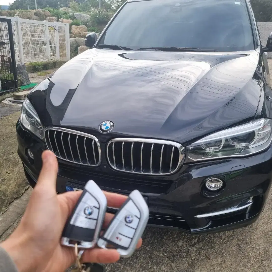 세탁기에 돌려서 침수, 먹통, 손상된 BMW 자동차키 수리 교제 제작