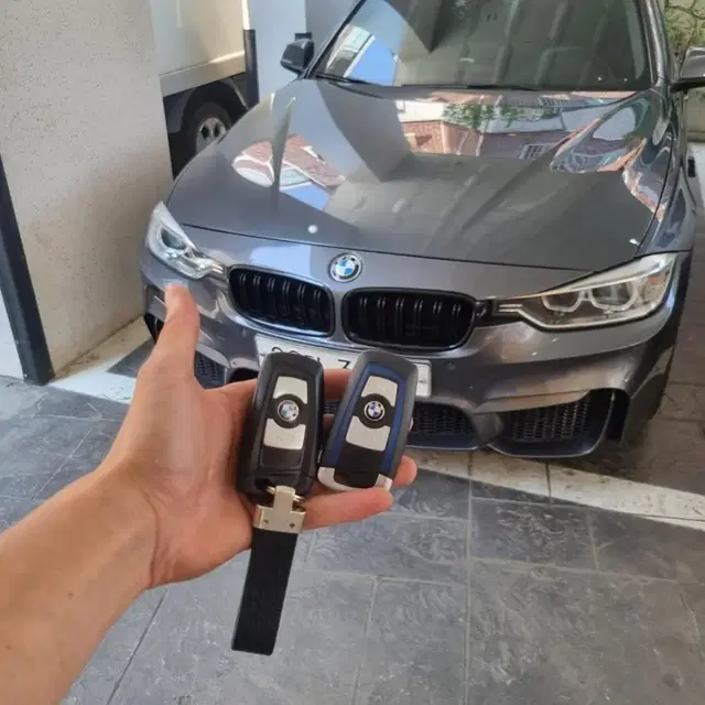 현대 기아 쌍용 자동차키 BMW 스마트키로 업그레이드