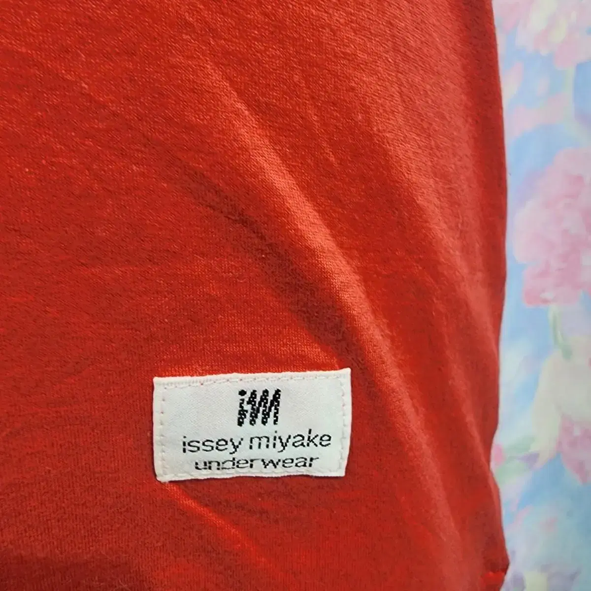 이세이미야케(Issey Miyake) 나시