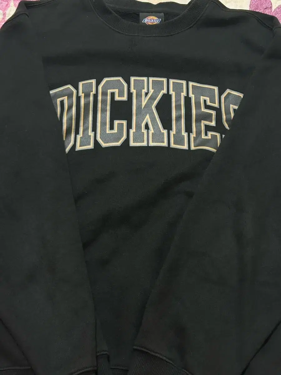 Dickies brushed top