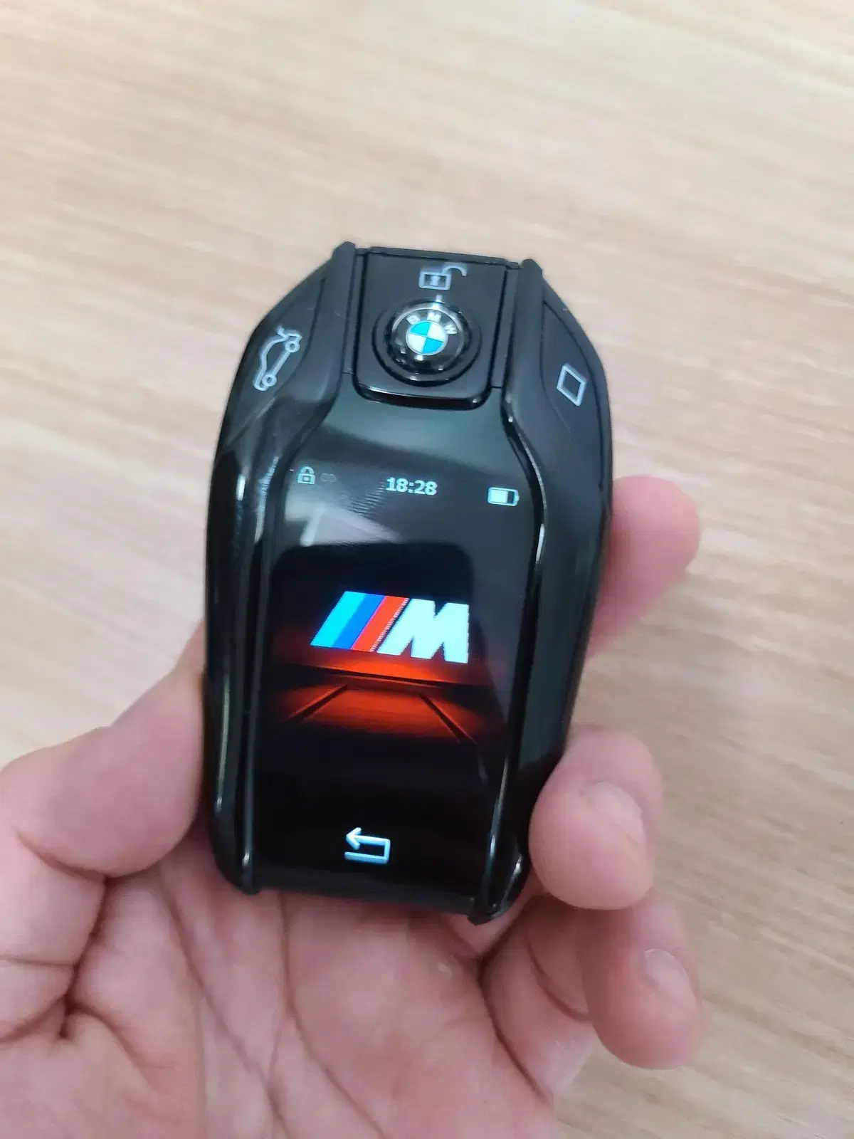 BMW 자동차키 코딩 컨버젼 스마트키로 개조 출장 복사 가능