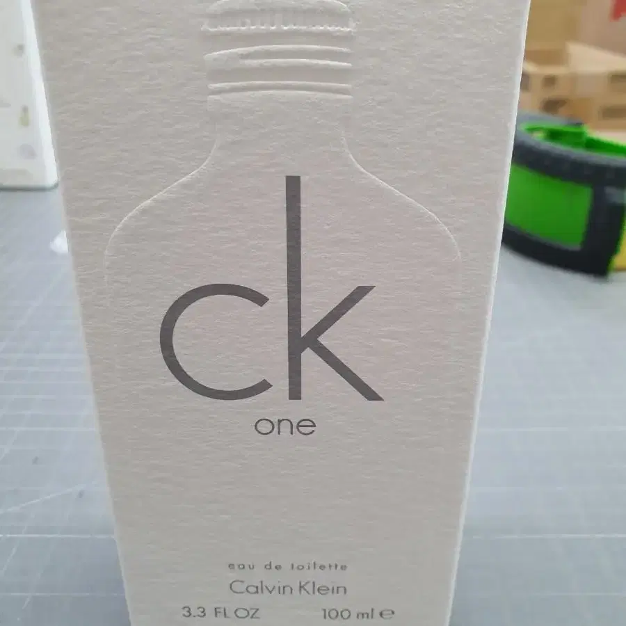 캘빈클라인 CK one 씨케이원 100미리 새제품 택포 35000