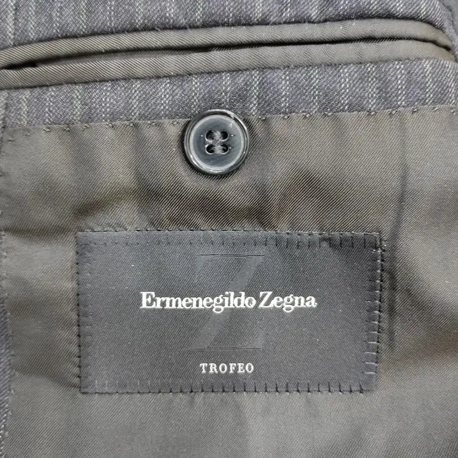 Ermenegilgo Zegna 에르메네질도 제냐 잔스트라이프 정장상의